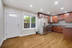 1715 W Thome Ave, Chicago, IL 60660 - Photo 7
