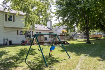 8 Raintree Court, Cary, IL 60013 - Photo 27