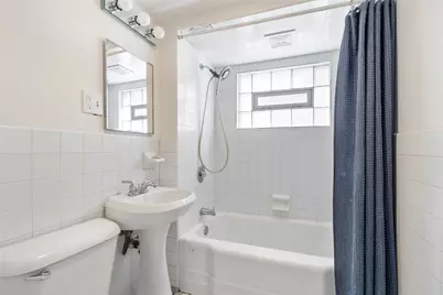 3323 N Hamlin Avenue, Chicago, IL 60618 - Photo 27