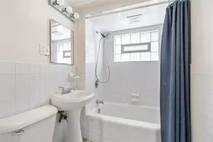 3323 N Hamlin Ave, Chicago, IL 60618 - Photo 27
