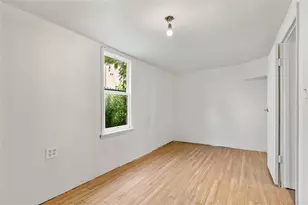 3323 N Hamlin Ave, Chicago, IL 60618 - Photo 29