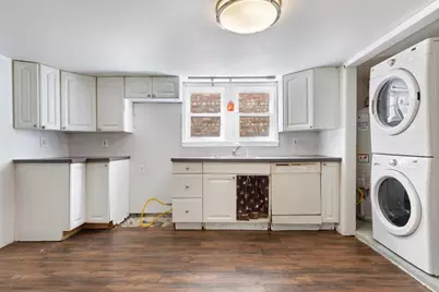 3323 N Hamlin Avenue, Chicago, IL 60618 - Photo 25