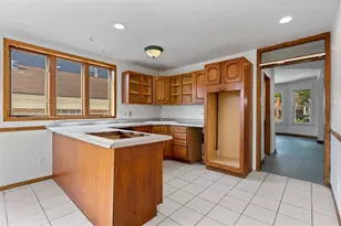 3323 N Hamlin Ave, Chicago, IL 60618 - Photo 9