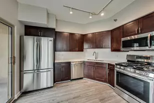 720 W Randolph St, Chicago, IL 60661 - Photo 5
