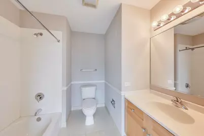 720 W Randolph Street #1003, Chicago, IL 60661 - Photo 17