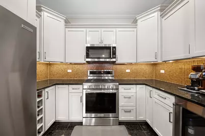 1890 N Milwaukee Avenue #4C, Chicago, IL 60647 - Photo 9