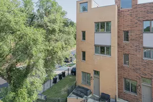 5210 S King Dr, Chicago, IL 60615 - Photo 1