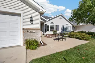3707 Wine Way, Bloomington, IL 61704 - Photo 25