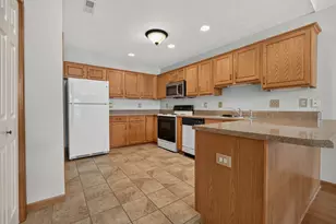 3707 Wine Way, Bloomington, IL 61704 - Photo 9