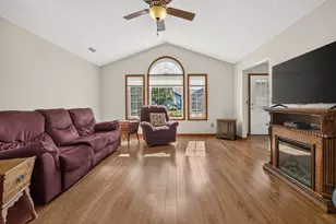 3707 Wine Way, Bloomington, IL 61704 - Photo 5