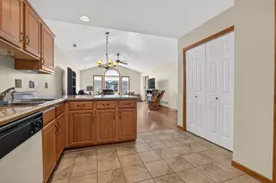 3707 Wine Way, Bloomington, IL 61704 - Photo 11