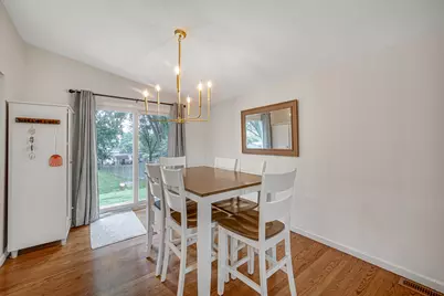 961 N Midlothian Road, Mundelein, IL 60060 - Photo 7