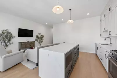 4939 N Damen Avenue #304, Chicago, IL 60625 - Photo 13