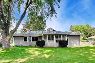 611 W Kimball Avenue, Woodstock, IL 60098 - Photo 19