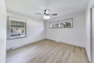 611 W Kimball Ave, Woodstock, IL 60098 - Photo 13