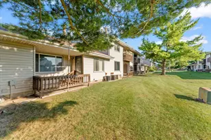 914 Kara Dr, Champaign, IL 61822 - Photo 23