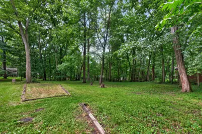 862 Briggs Avenue, Dixon, IL 61021 - Photo 43