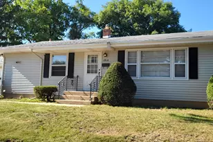 2816 Pleasant View Ave, Rockford, IL 61108 - Photo 1