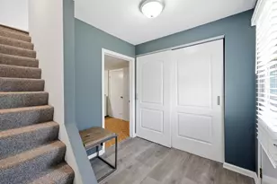 220 Sagamore Ct, Schaumburg, IL 60194 - Photo 3