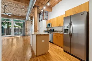 2333 W St Paul Ave, Chicago, IL 60647 - Photo 5