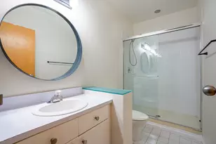 2333 W St Paul Ave, Chicago, IL 60647 - Photo 15
