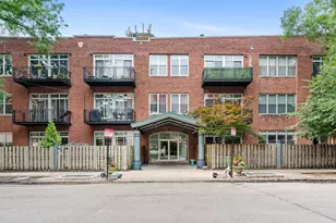 2333 W St Paul Ave, Chicago, IL 60647 - Photo 1