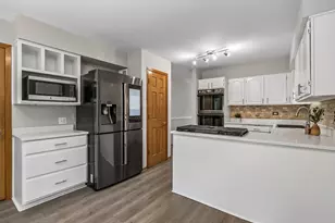 3060 Mini Dr, Wadsworth, IL 60083 - Photo 9