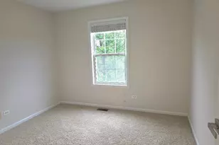 2034 Ivy Ridge Dr, Hoffman Estates, IL 60192 - Photo 21