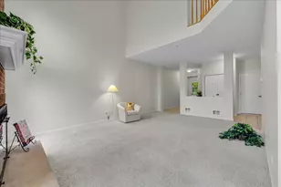 2034 Ivy Ridge Dr, Hoffman Estates, IL 60192 - Photo 7