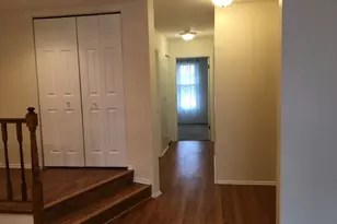 251 Coventry Cir, Vernon Hills, IL 60061 - Photo 11