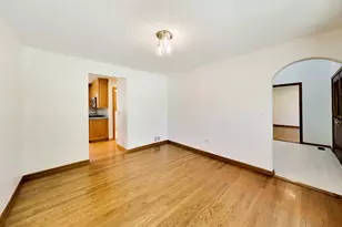 1317 S Yale Ave, Arlington Heights, IL 60005 - Photo 5
