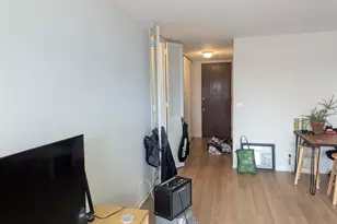 720 W Gordon Terrace, Chicago, IL 60613 - Photo 7