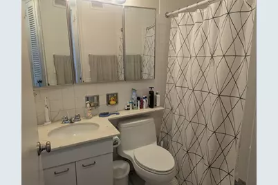 720 W Gordon Terrace #16B, Chicago, IL 60613 - Photo 11