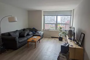 720 W Gordon Terrace, Chicago, IL 60613 - Photo 5