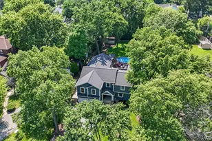 586 Earl Dr, Northfield, IL 60093 - Photo 41
