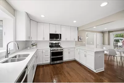 586 Earl Drive, Northfield, IL 60093 - Photo 11