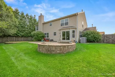 10942 Preston Parkway, Huntley, IL 60142 - Photo 3