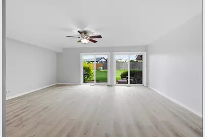 2020 Quaker Hollow Lane #0, Streamwood, IL 60107 - Photo 9