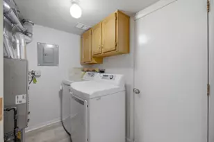 2020 Quaker Hollow Ln, Streamwood, IL 60107 - Photo 13