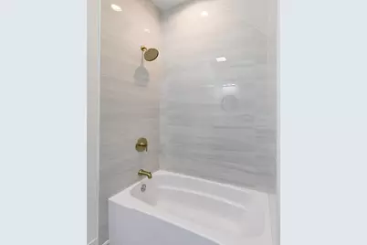 544 N Leamington Avenue, Chicago, IL 60644 - Photo 19