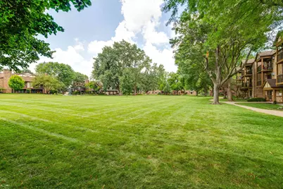 829 S Dwyer Avenue #E, Arlington Heights, IL 60005 - Photo 23