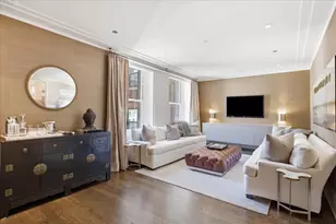 159 E Walton Pl, Chicago, IL 60611 - Photo 17