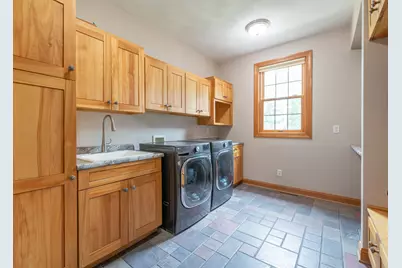 3285 W Forest Road, Freeport, IL 61032 - Photo 17
