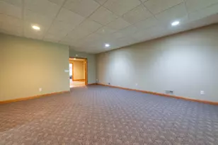 3285 W Forest Rd, Freeport, IL 61032 - Photo 41