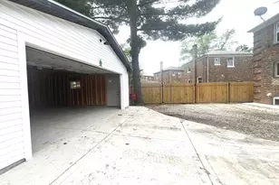 7541 S Hamilton Ave, Chicago, IL 60620 - Photo 39