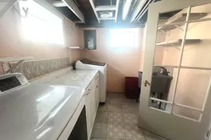 7541 S Hamilton Ave, Chicago, IL 60620 - Photo 37