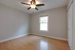 247 Sunset Ct, Vernon Hills, IL 60061 - Photo 17