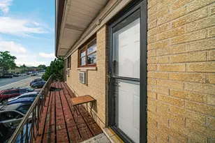 14 King Arthur Ct, Northlake, IL 60164 - Photo 3