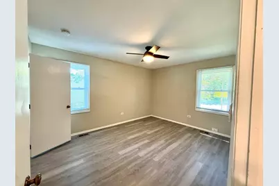 225 Nantucket Harbor, Schaumburg, IL 60193 - Photo 11