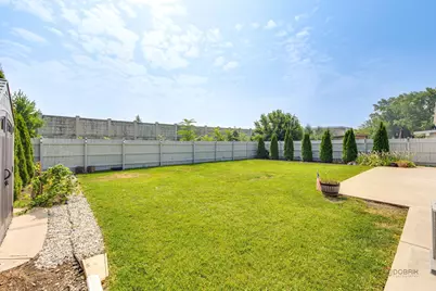 5 Wildwood Road, Elk Grove Village, IL 60007 - Photo 25